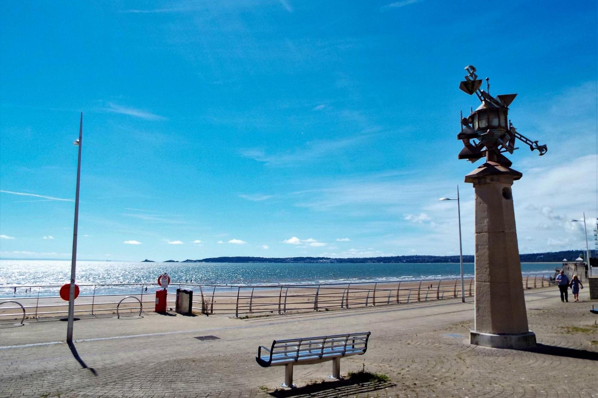 Water Front Apt Walk To The Beach & City Centre Суонси Экстерьер фото